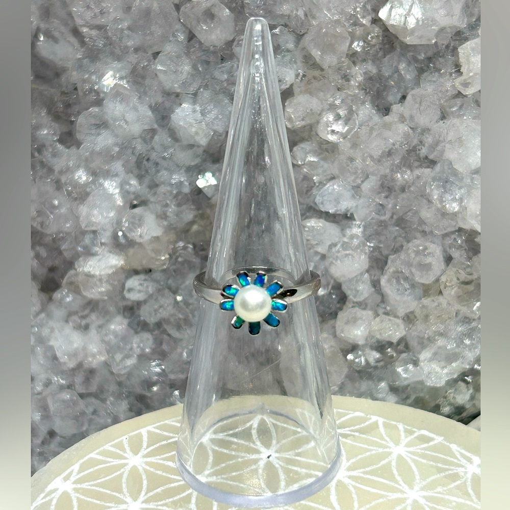 Pearl Opal Flower 925 ring